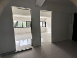 Ang Mo Kio Avenue 10 (D20), Retail #589662501